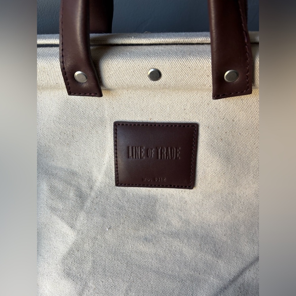 Line of Trade Weekender Bag - Off-White/Brown - Picture 2 of 13